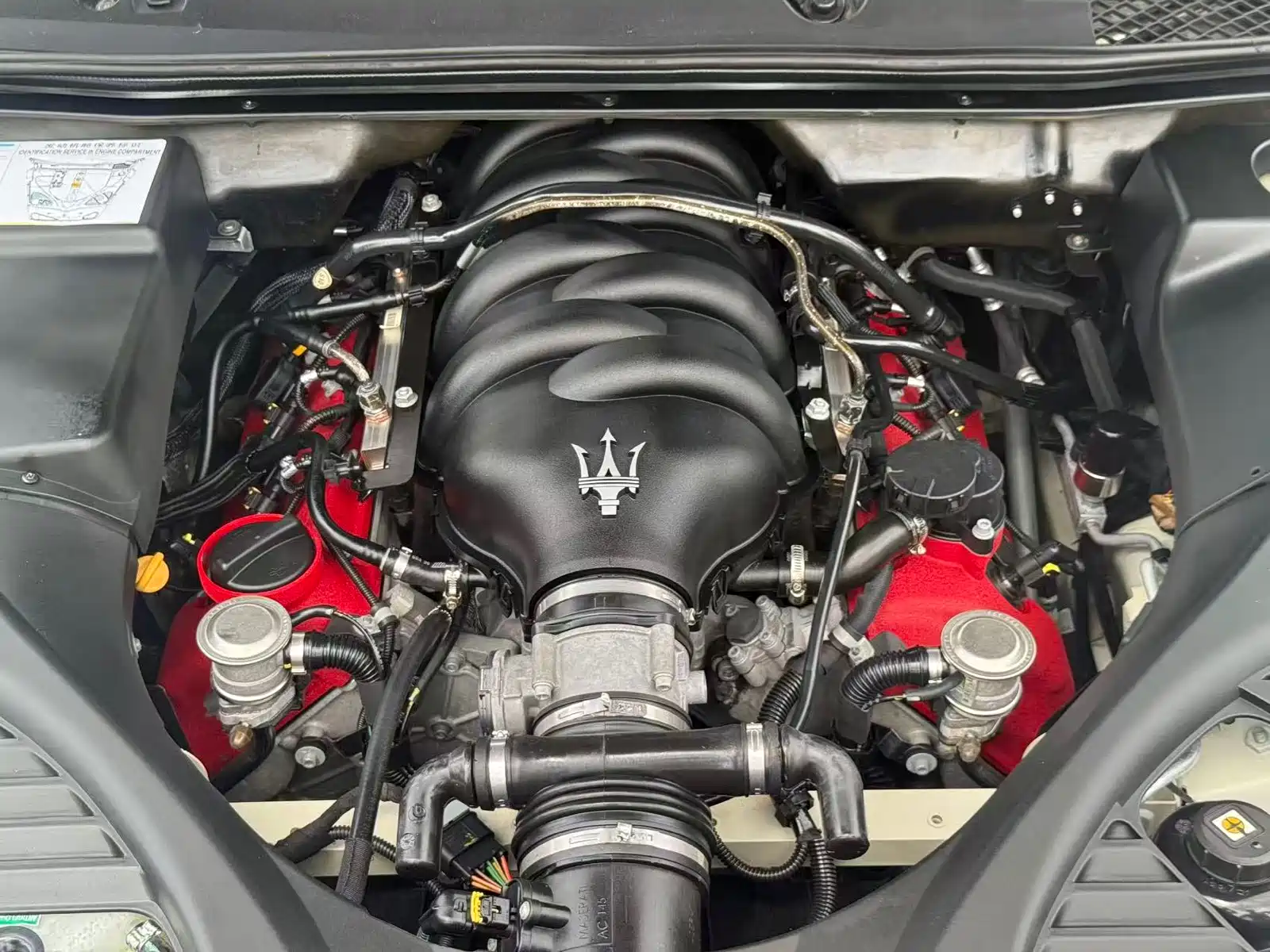 Photo 11 - Maserati Quattroporte