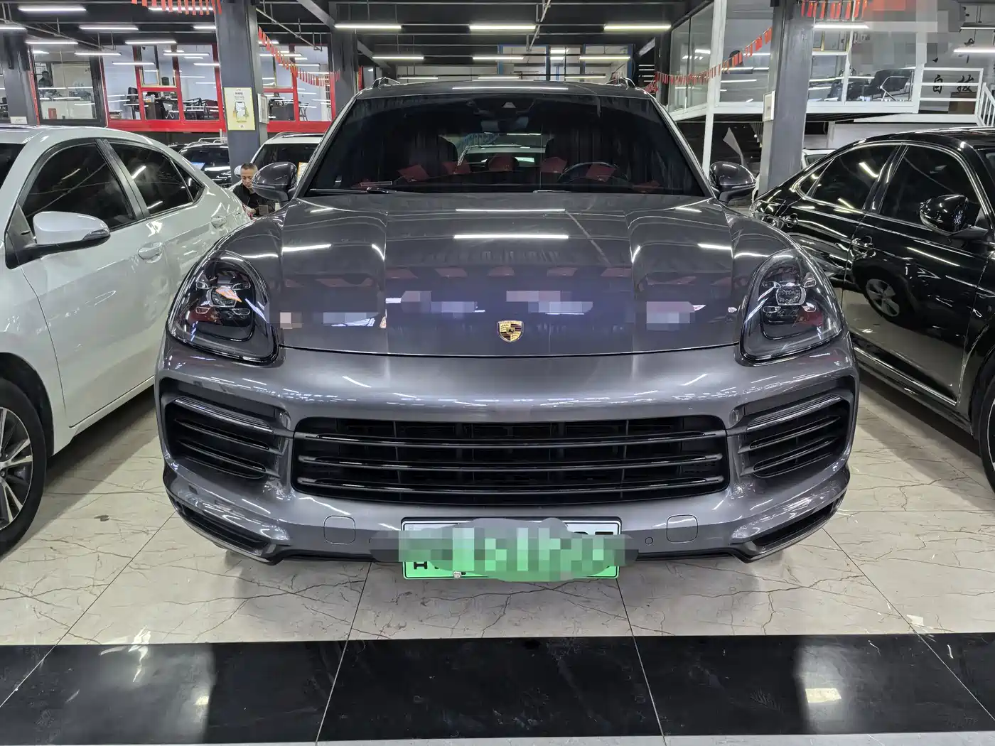 Porsche Cayenne New Energy 2019 Cayenne E-Hybrid 2.0T фото 2