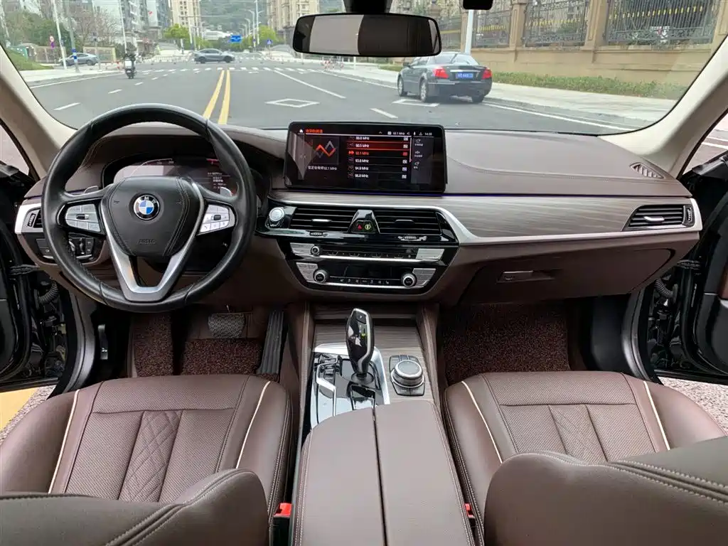 BMW 5 Series 2022 Model Second Facelift 530Li Leading Luxury Package фото 10