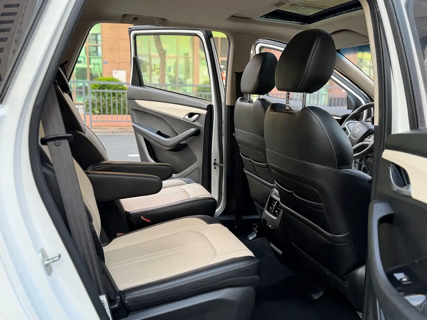 Baojun 360 2019 2018 1.5L Manual Luxury Model China V
