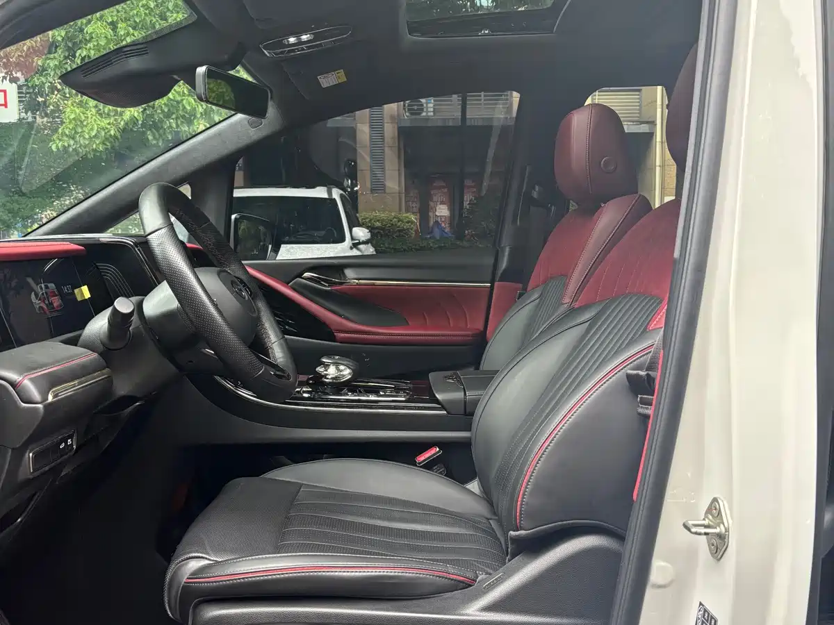 GAC Trumpchi Trumpchi M8 2023 Model Master Series Hybrid Royal Edition фото 16