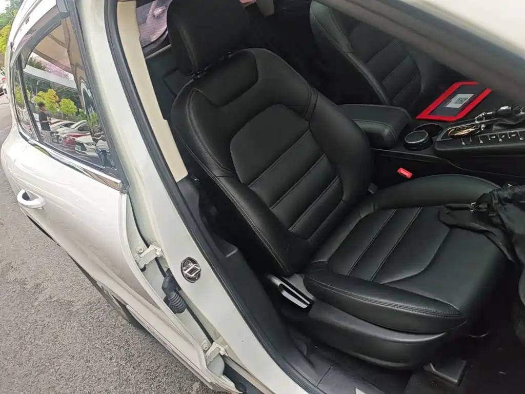 Zotye SR9 2017 2017 2.0T Auto Ultimate Light Edition