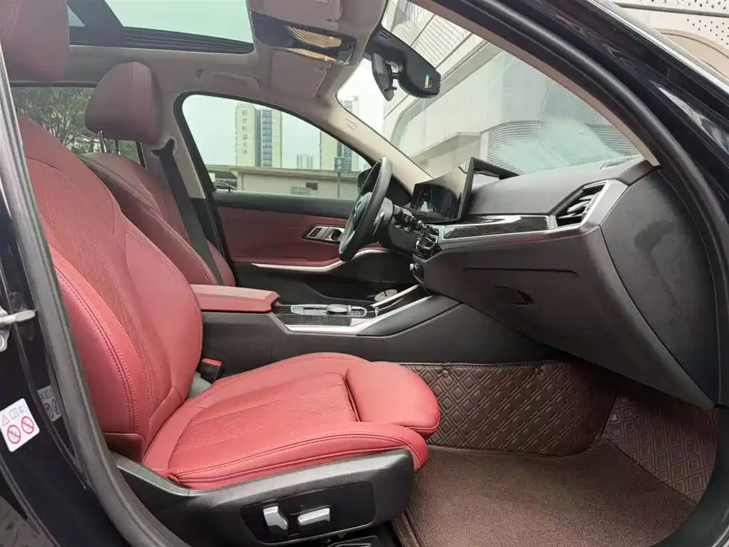 BMW 3 Series 2023 325Li M Sport Package фото 2