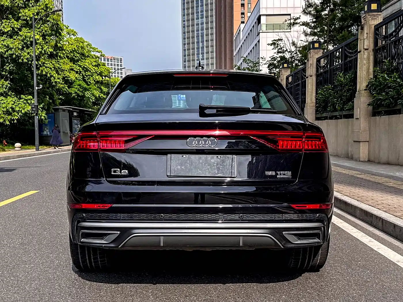Audi Q8 2019 55 TFSI Luxury Dynamic фото 5