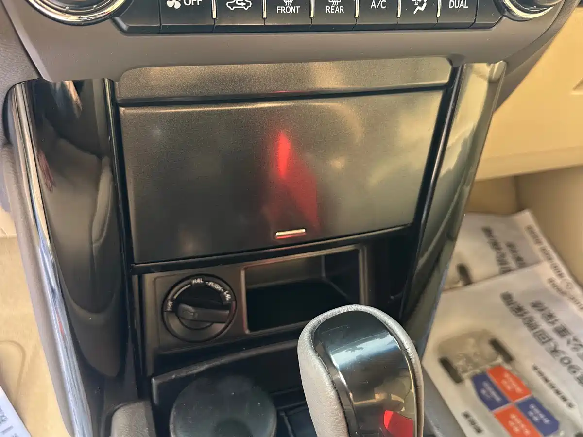 Toyota Prado (Import) 2014 2.7L Automatic Standard Edition фото 6