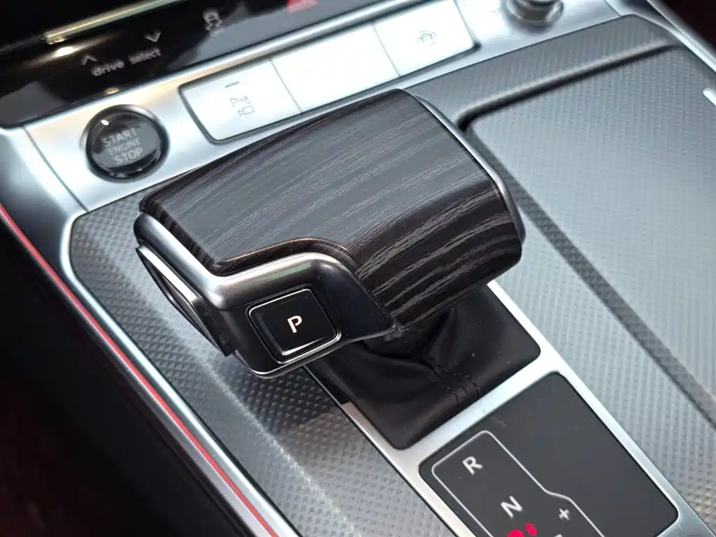 Audi A6L 2024 45 TFSI Premium Dynamic фото 11