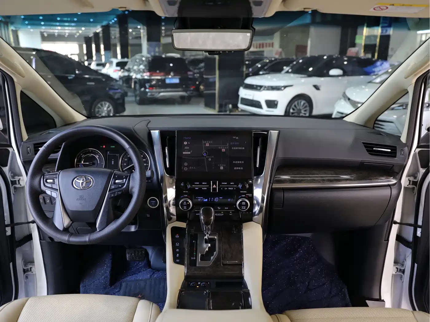 Toyota Vellfire 2021 Crown Hybrid 2.5L HV Premium Edition фото 12