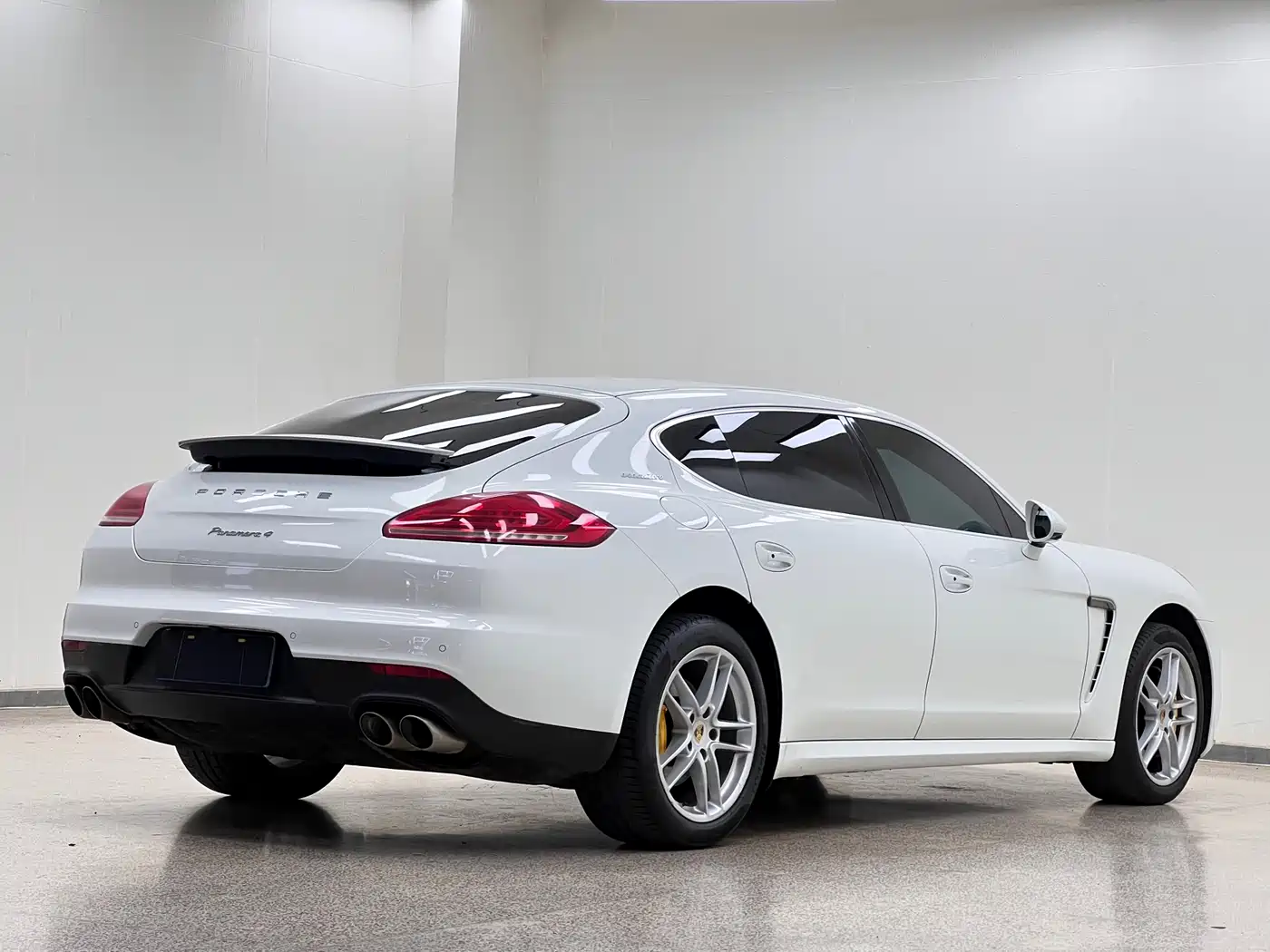 Porsche Panamera 2014 Panamera 4 Executive 3.0T фото 5