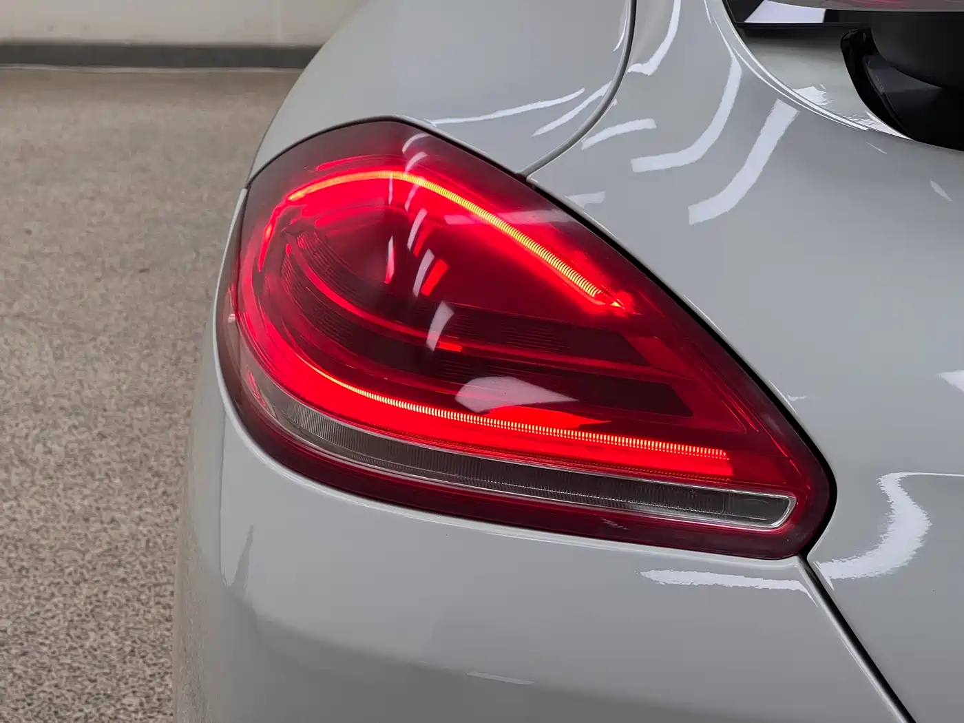 Porsche Panamera 2014 Panamera 4 Executive 3.0T фото 8