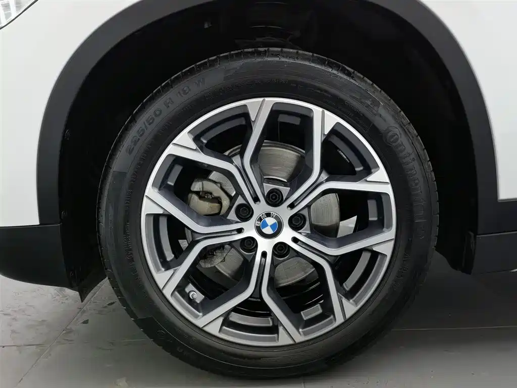BMW X1 2021 sDrive20Li Exclusive фото 17
