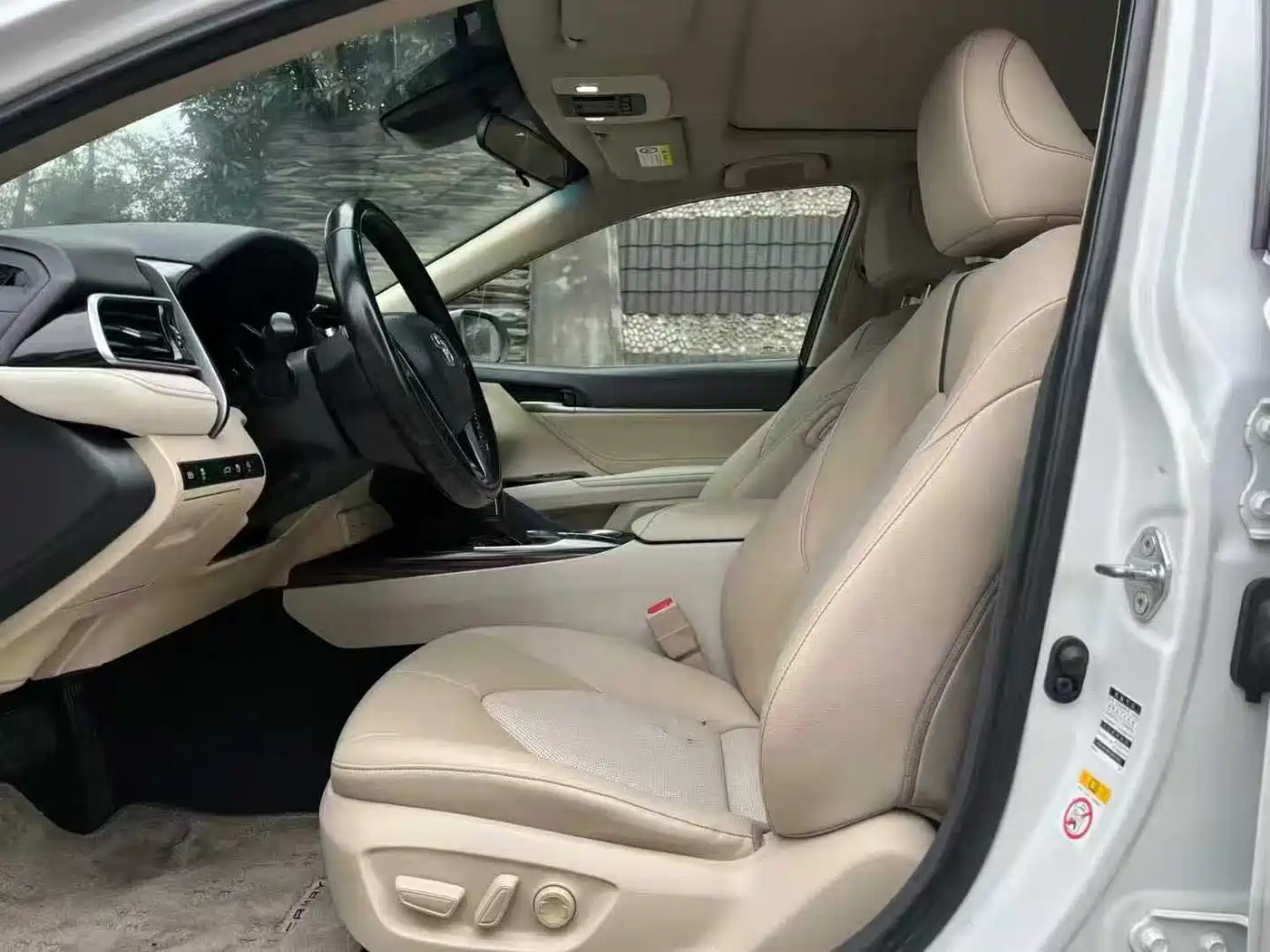 Toyota Camry 2019 2.5G Luxury Edition China VI фото 4