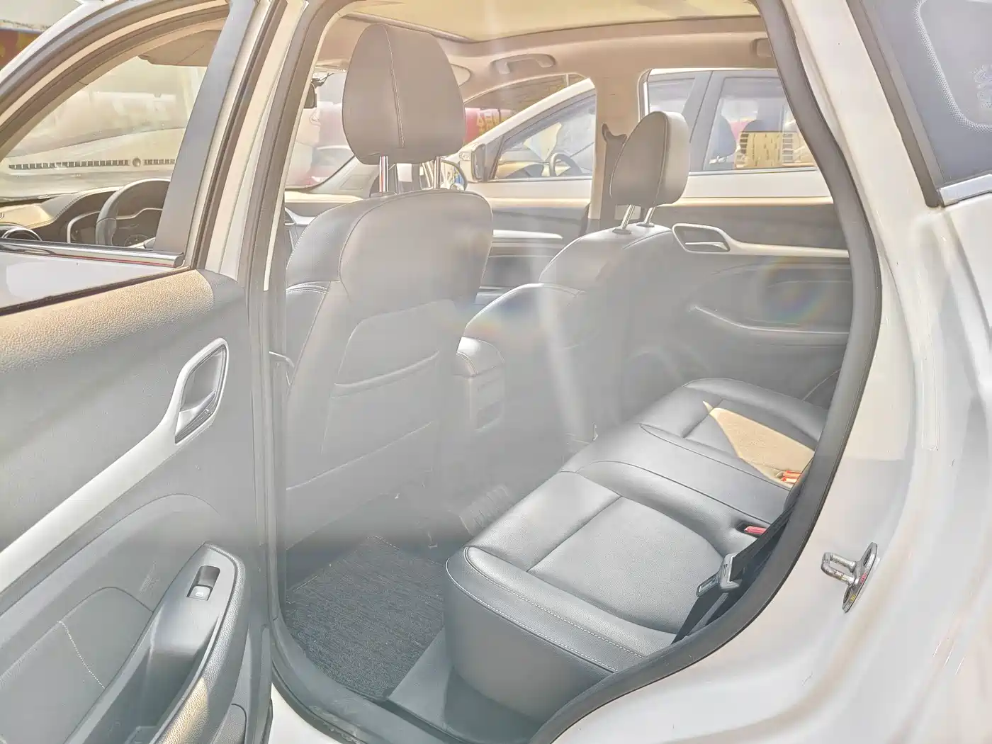 MG ZS 2018 2018 1.5L Automatic Internet Premium China V