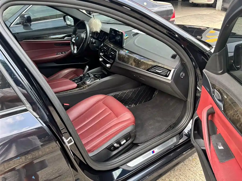 BMW 5 Series 2018 Facelift 530Li Leading M Sport Package фото 8