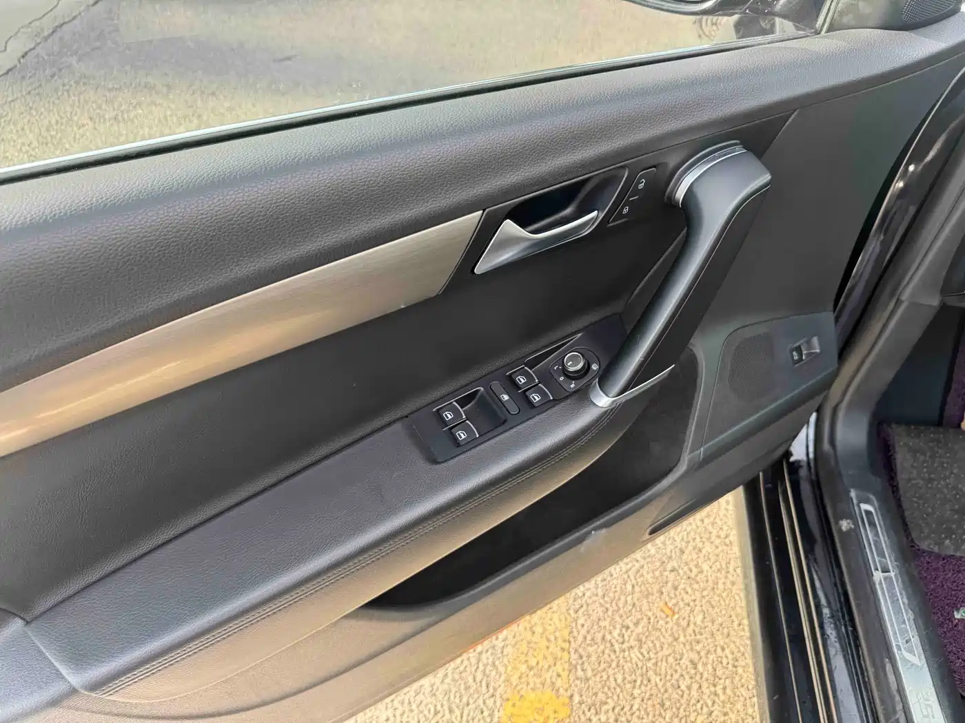 Volkswagen Magotan 2016 1.8TSI 25th Anniversary Edition фото 9
