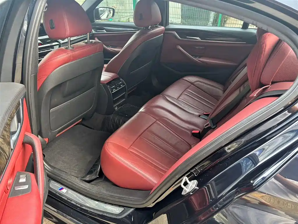 BMW 5 Series 2018 Facelift 530Li Leading M Sport Package фото 5