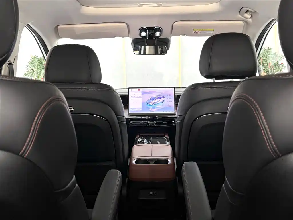 GAC Trumpchi Trumpchi E8 NEV 2024 Model 150km MAX+ фото 14