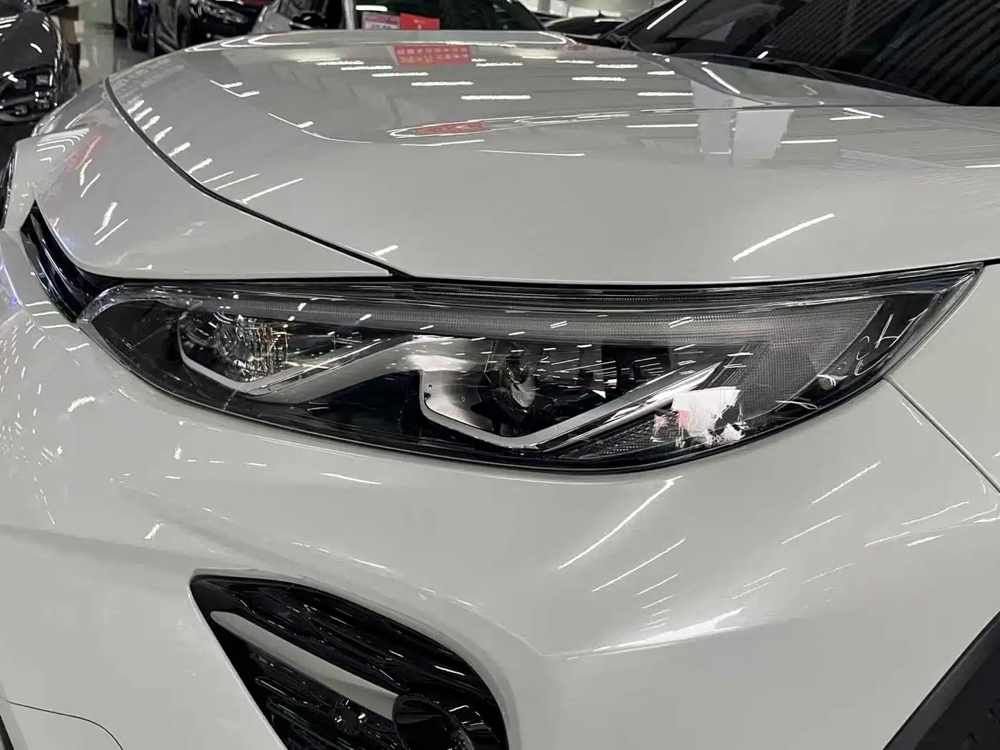 Toyota Wildlander 2023 2.0L CVT AWD Luxury PLUS фото 14