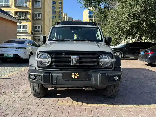 Tank 300 2022