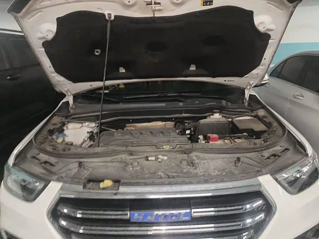 Photo 3 - Haval H6