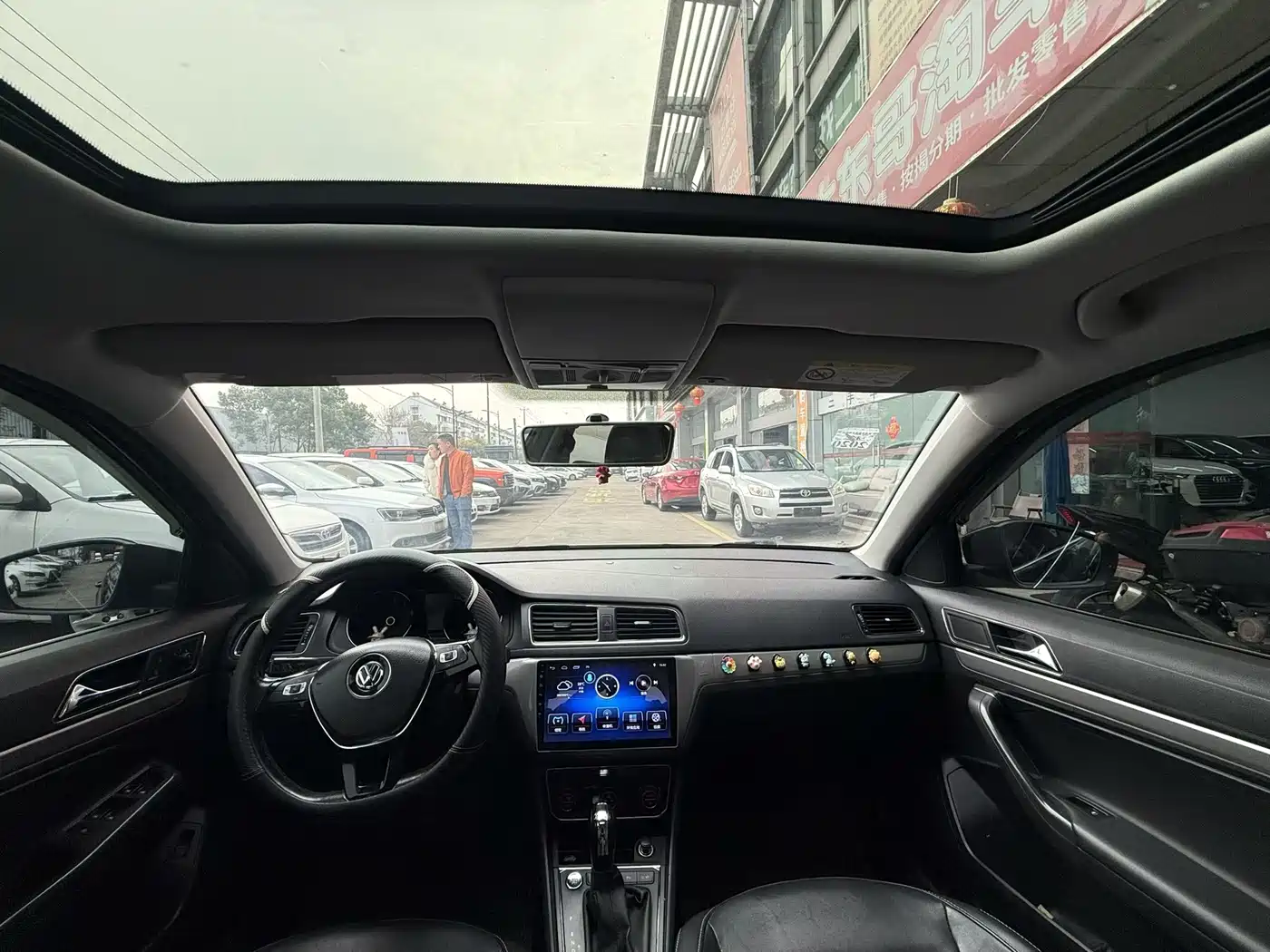 Volkswagen Lavida 2017 230TSI DSG Comfort Edition фото 5