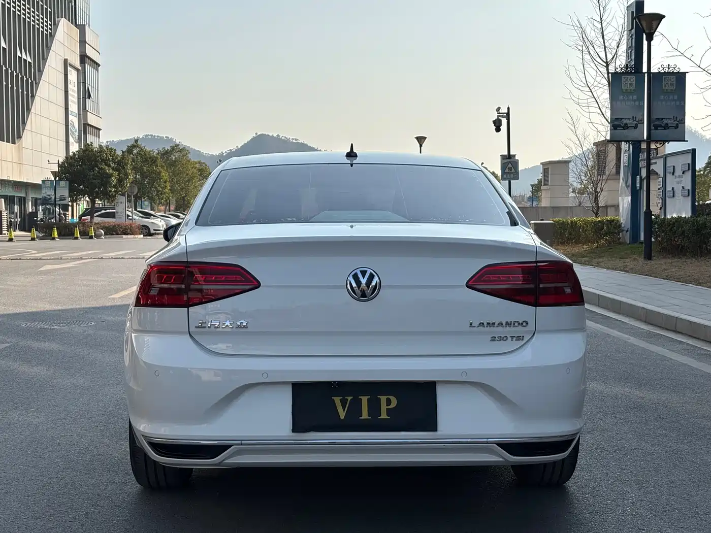 Volkswagen Lamando 2019 230TSI DSG Fashion Edition China VI фото 10
