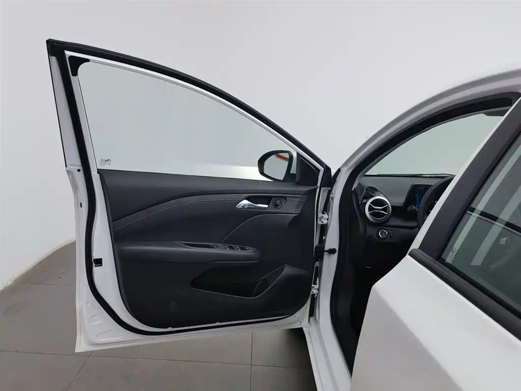 Chevrolet Monza 2023 1.5L DCT Enjoyment Edition фото 8