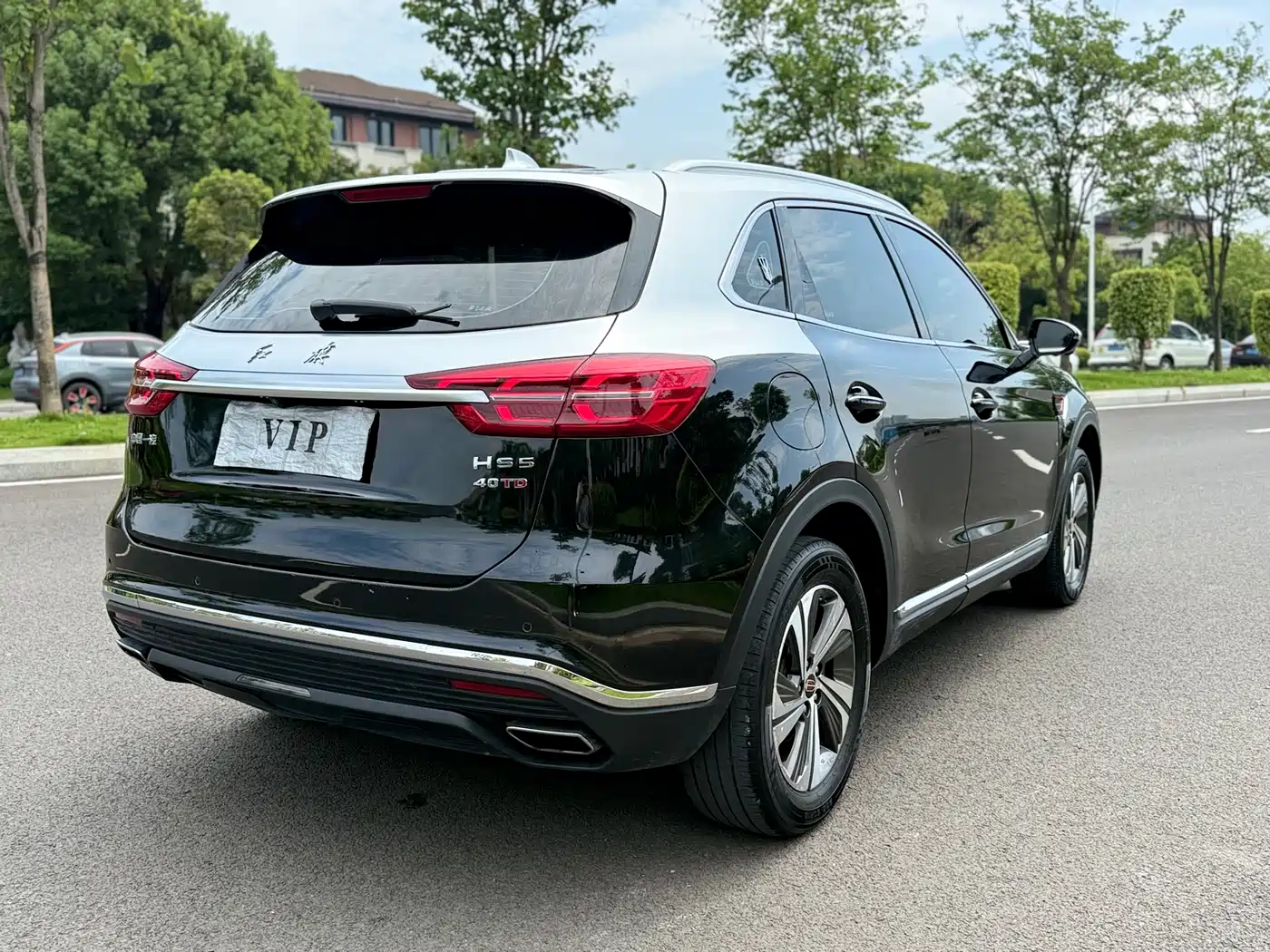 Hongqi HS5 2019 2.0T Smart Connect Enjoy Edition фото 10