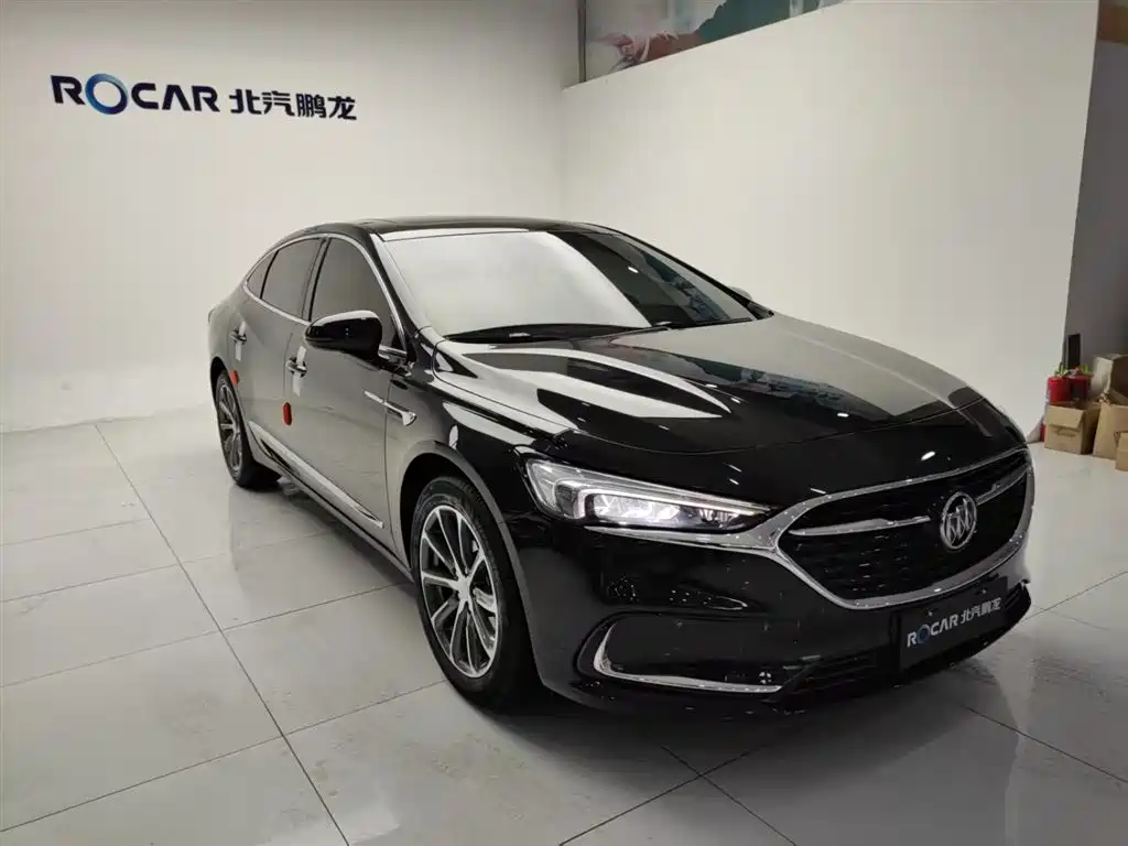 BUICK LACROSSE