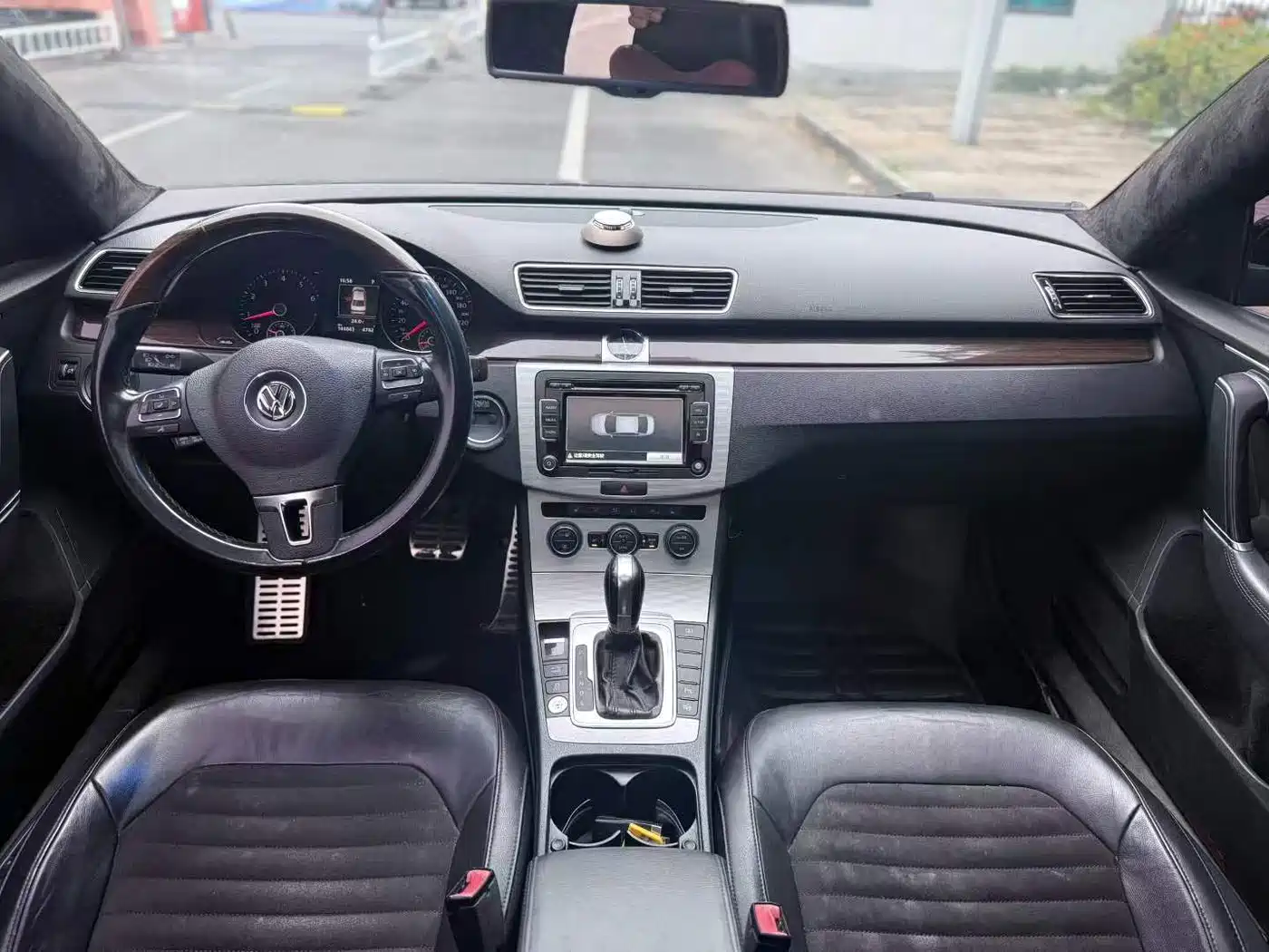 Volkswagen Magotan 2015 Facelift 2.0TSI Premium фото 8