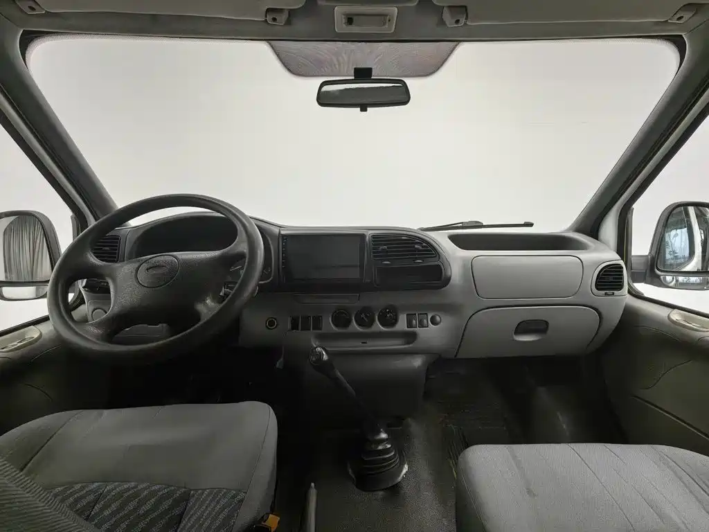 Ford Classic Transit 2013 2009 Model 2.8T Diesel Multi-purpose Short Wheelbase Medium Roof JX493ZLQ3