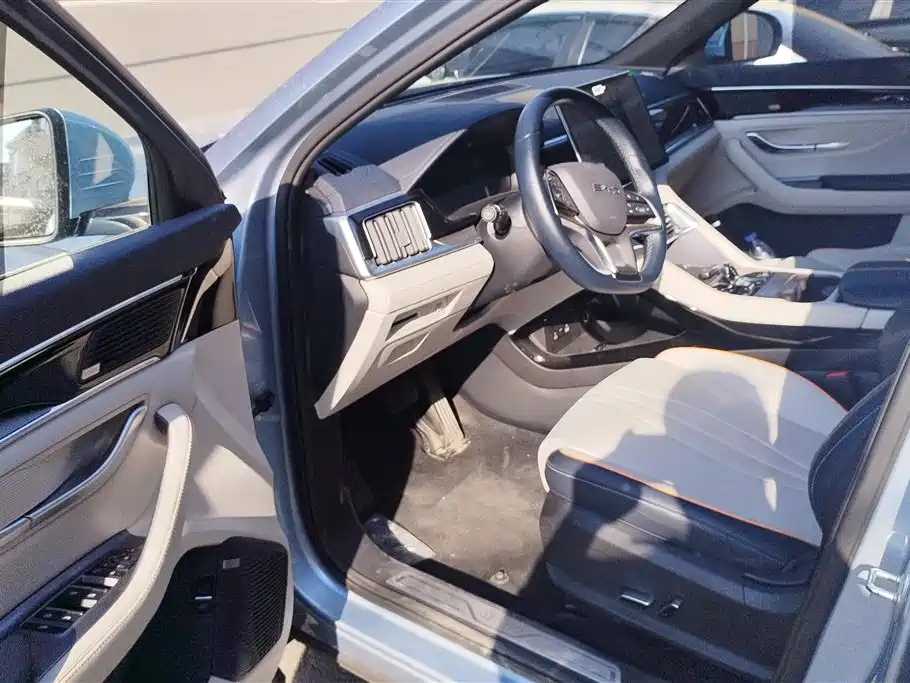 BYD Song PLUS PHEV 2023 Champion Edition EV 605KM Flagship PLUS фото 7