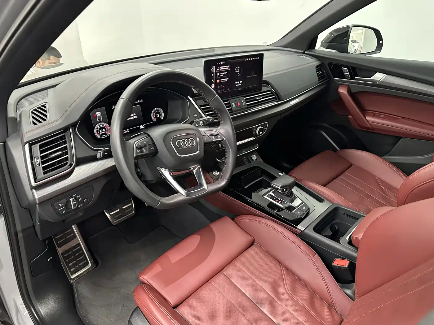 Audi Q5L 2025 40 TFSI Luxury Dynamic фото 12