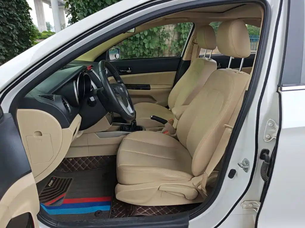 Changan Eado 2015 2015 1.6L Manual Luxury China V
