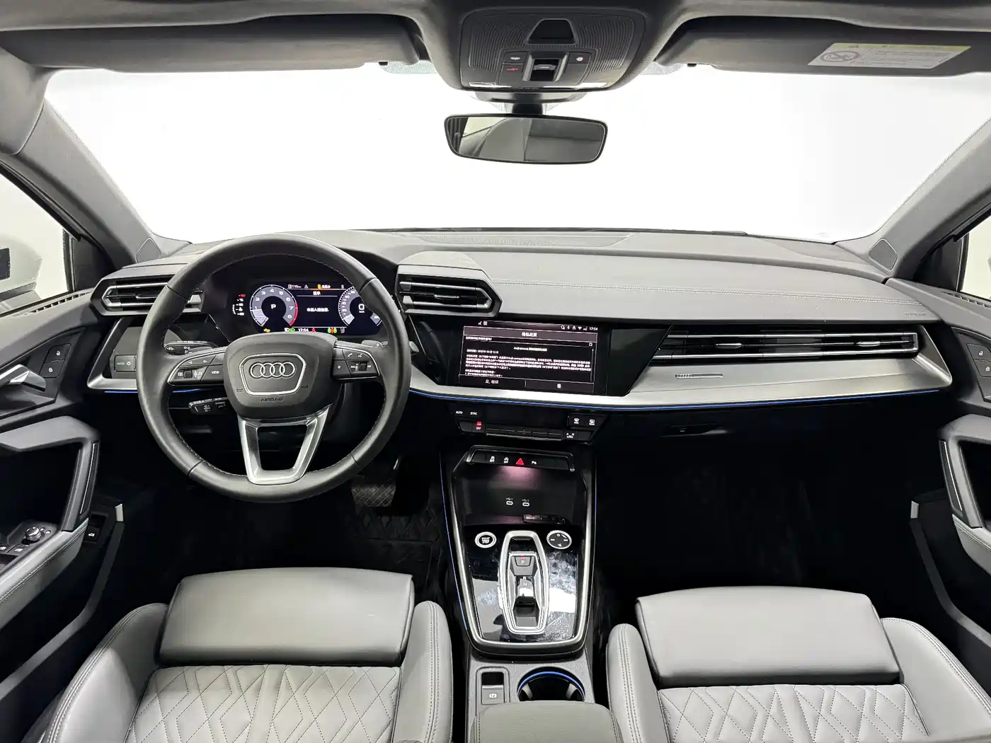 Audi A3 2025 Sportback 35TFSI Flying Premium фото 9