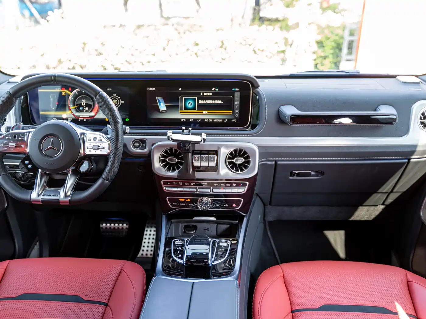 Mercedes-Benz G-Class AMG 2023 AMG G 63 фото 9