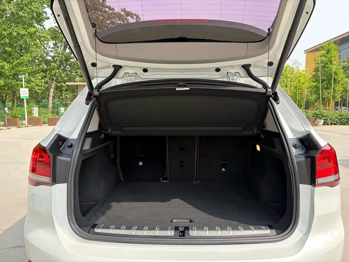 BMW X1 2022 xDrive25Li Premium фото 11