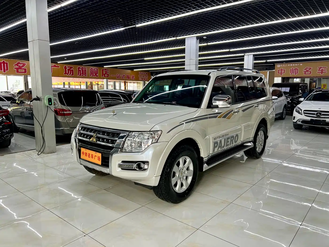 Mitsubishi Pajero (Import) 2020 3.0L Automatic Comfort Edition