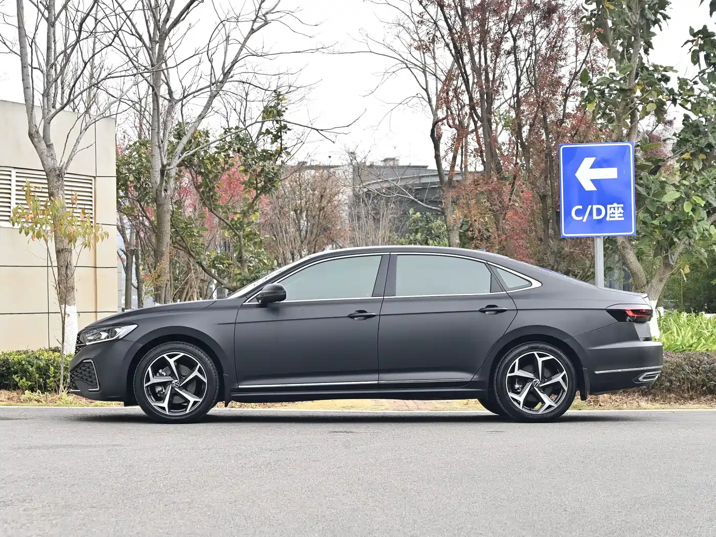 Volkswagen Passat 2024 Model 380TSI Starlight Elite фото 7