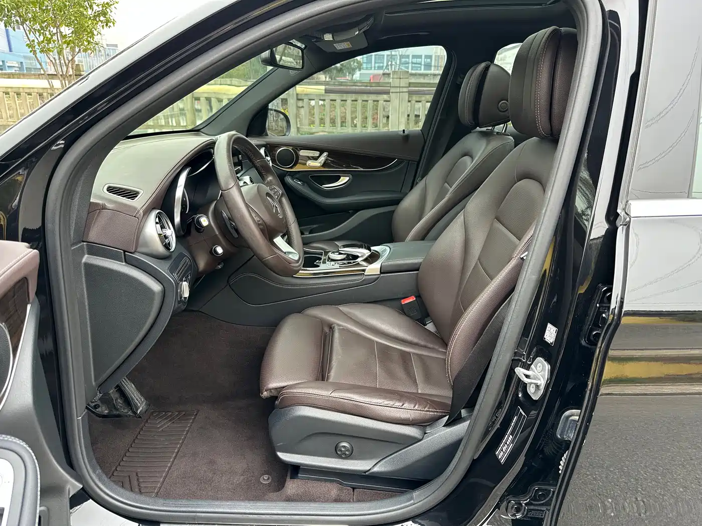Mercedes-Benz GLC 2018 GLC 260 4MATIC Dynamic фото 5