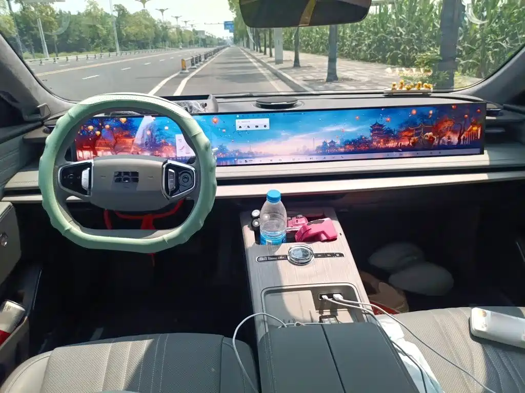Geely Galaxy Galaxy E8 2024 2024 665km RWD Starship Voyager Edition