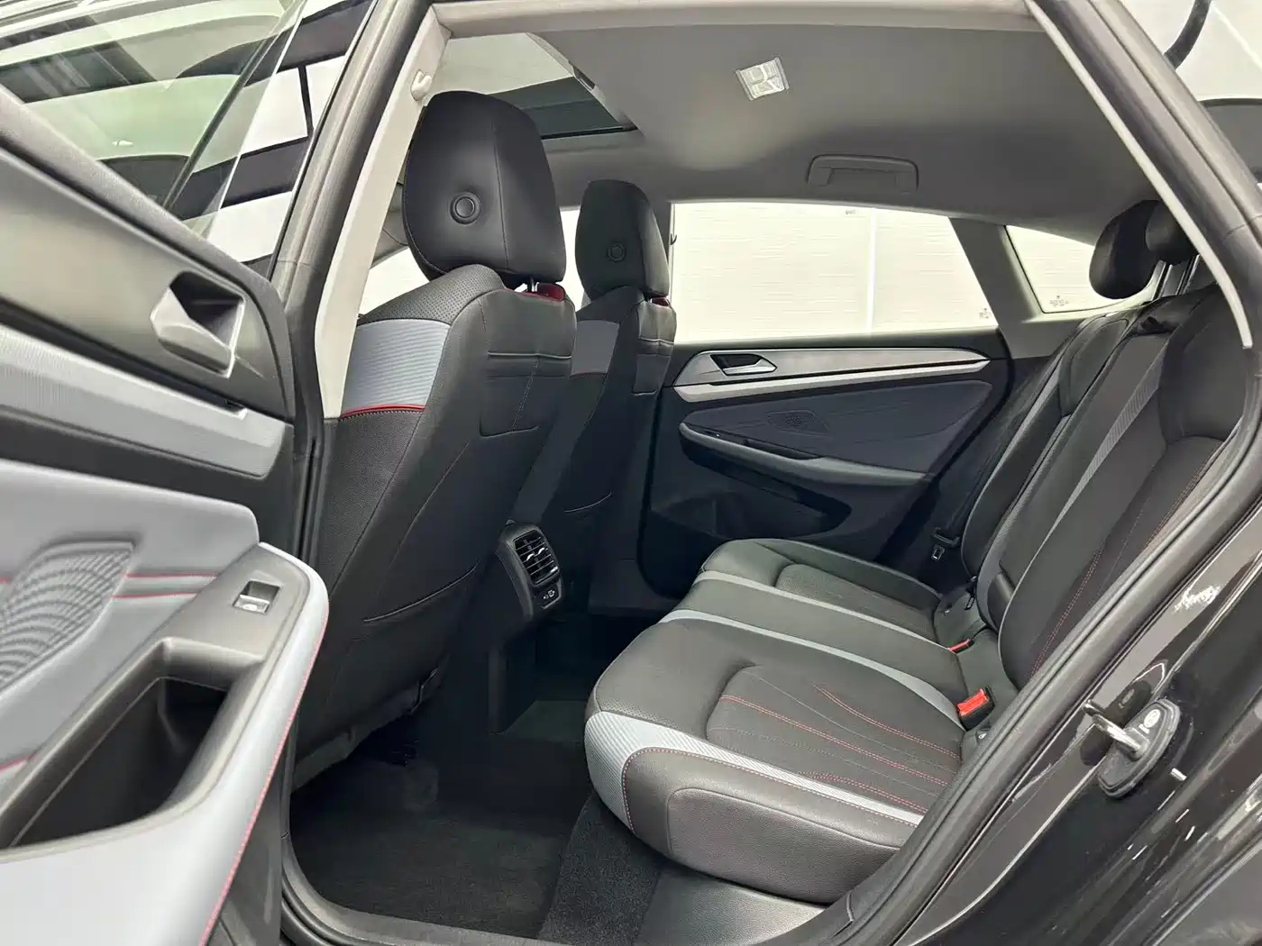 Volkswagen Lamando 2022 Lamando L 280TSI DSG Cool Edition фото 18