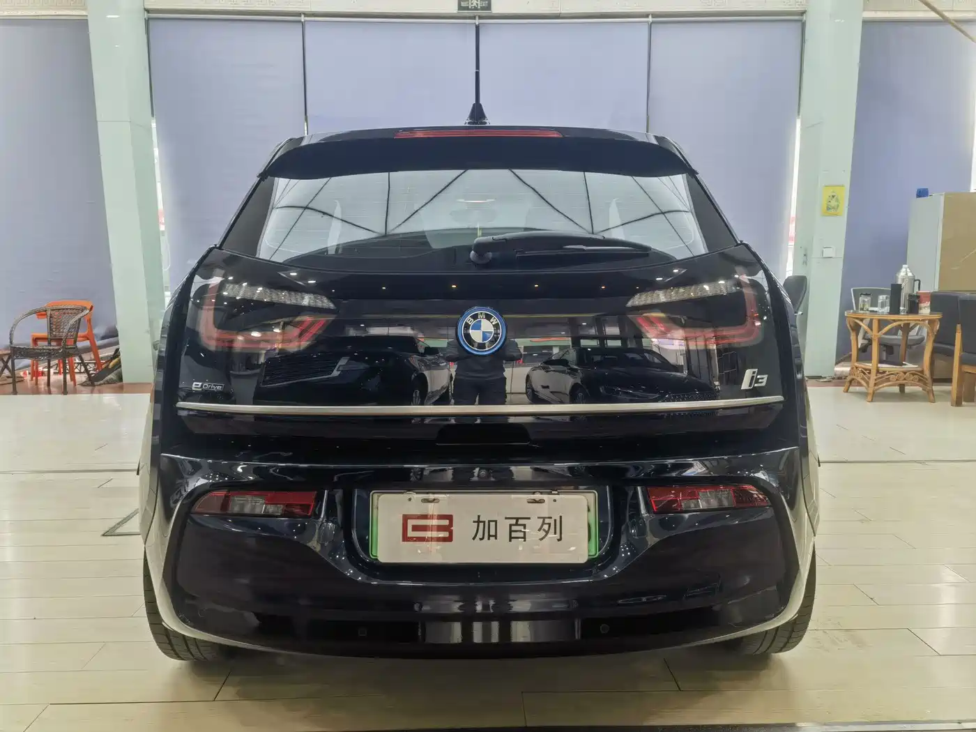BMW I3
