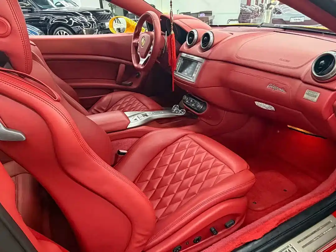 Ferrari California T 2011 2009 4.3L Standard