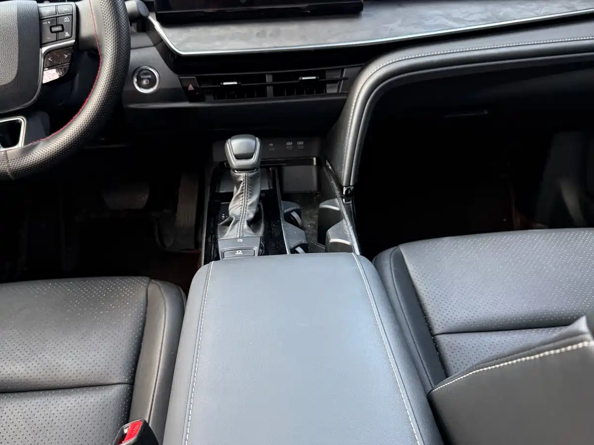 Toyota Camry 2025 2025 Dual Engine 2.0HG Glory Edition
