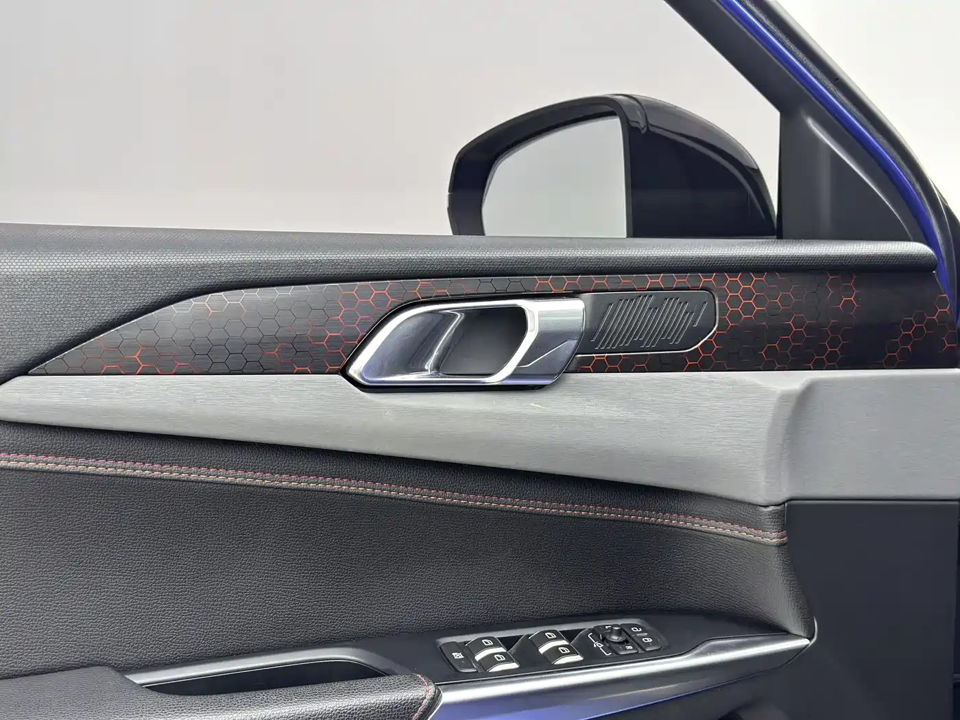 Lynk & Co 03 2020 2.0TD Auto Power Pro Edition фото 10