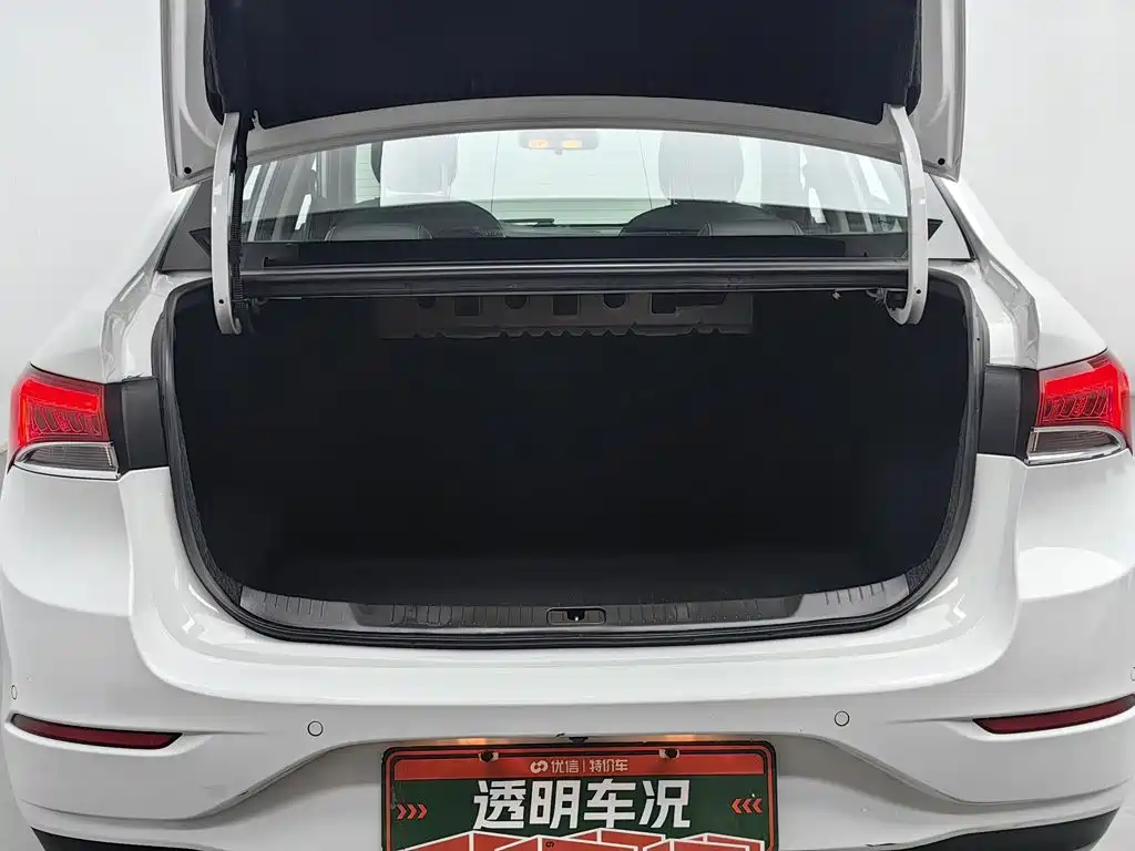 Фото 16 - Buick Excelle