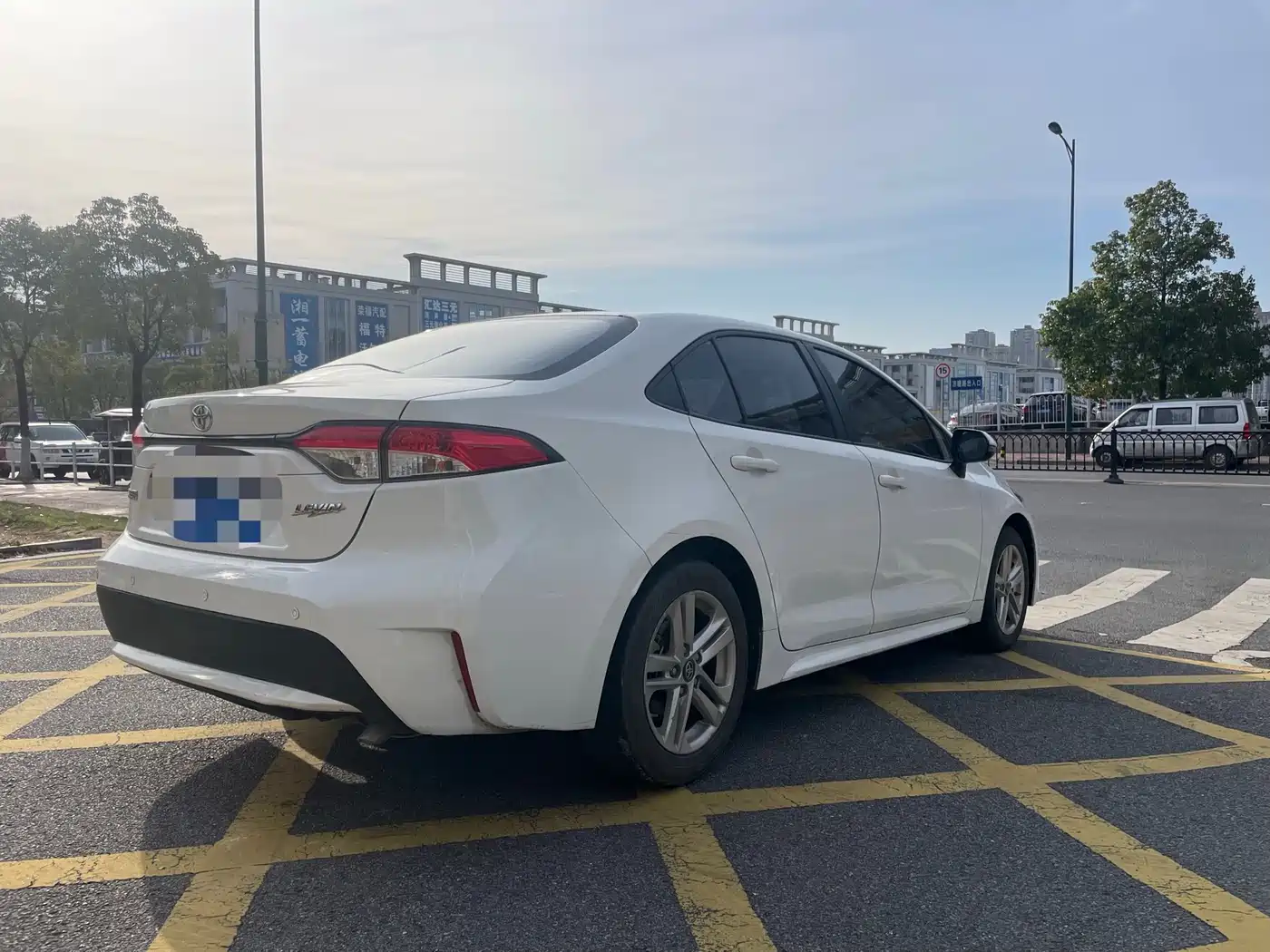 Toyota Levin 2022 TNGA 1.5L CVT Progressive Edition фото 5