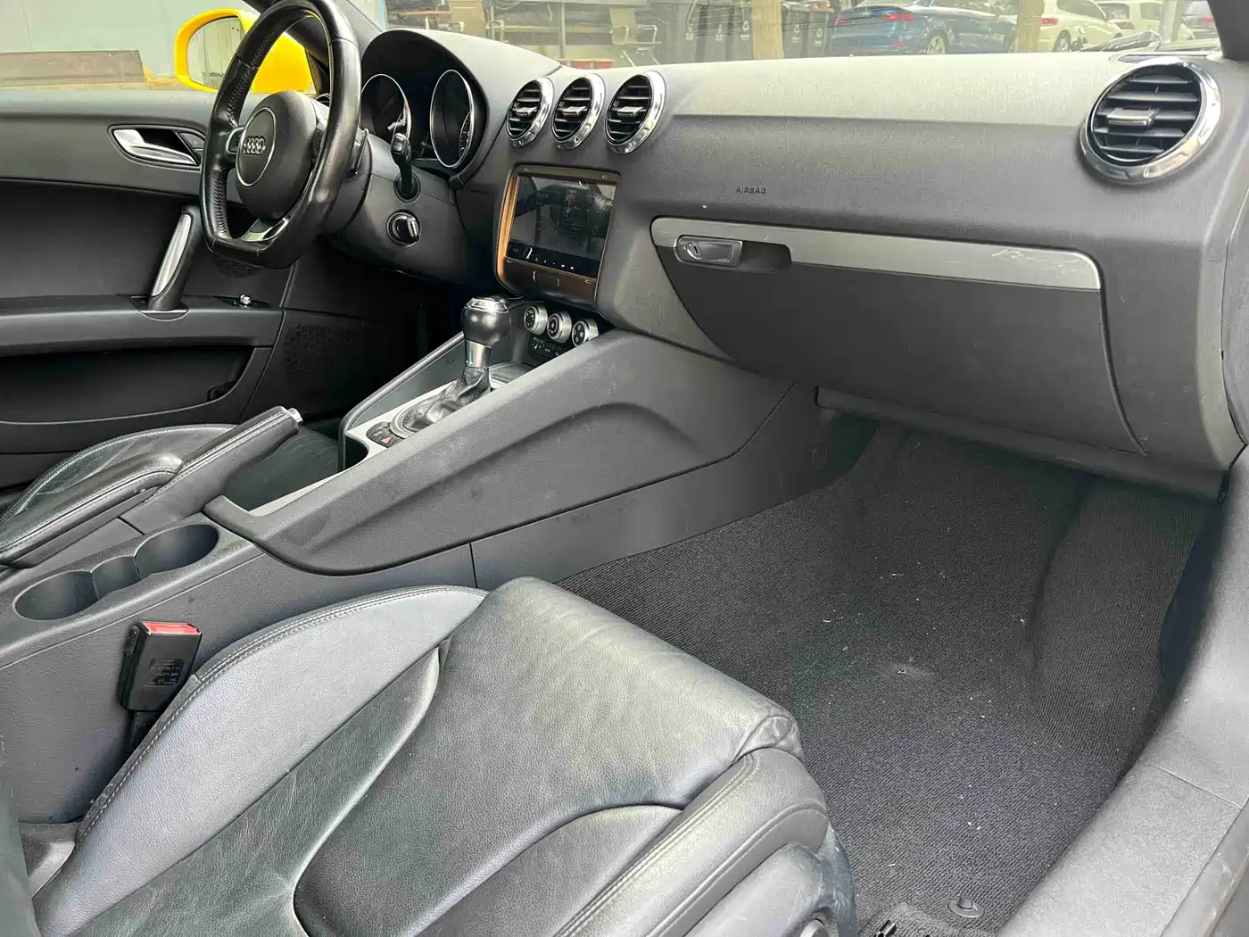 Audi TT 2011 TT Coupe 2.0TFSI фото 18