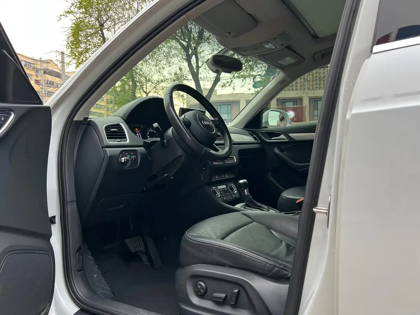 Audi Q3 2015 35 TFSI Comfort фото 9