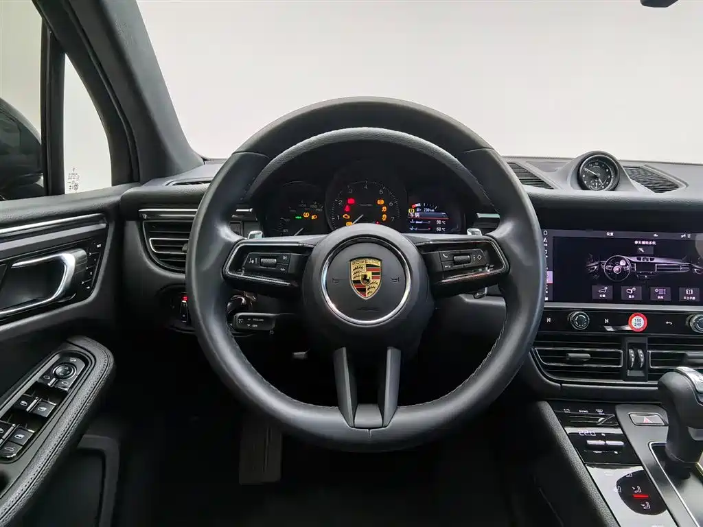 Porsche Macan 2024 Macan 2.0T фото 11
